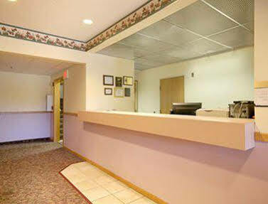 Eagle Ridge Inn Le Claire Exterior photo